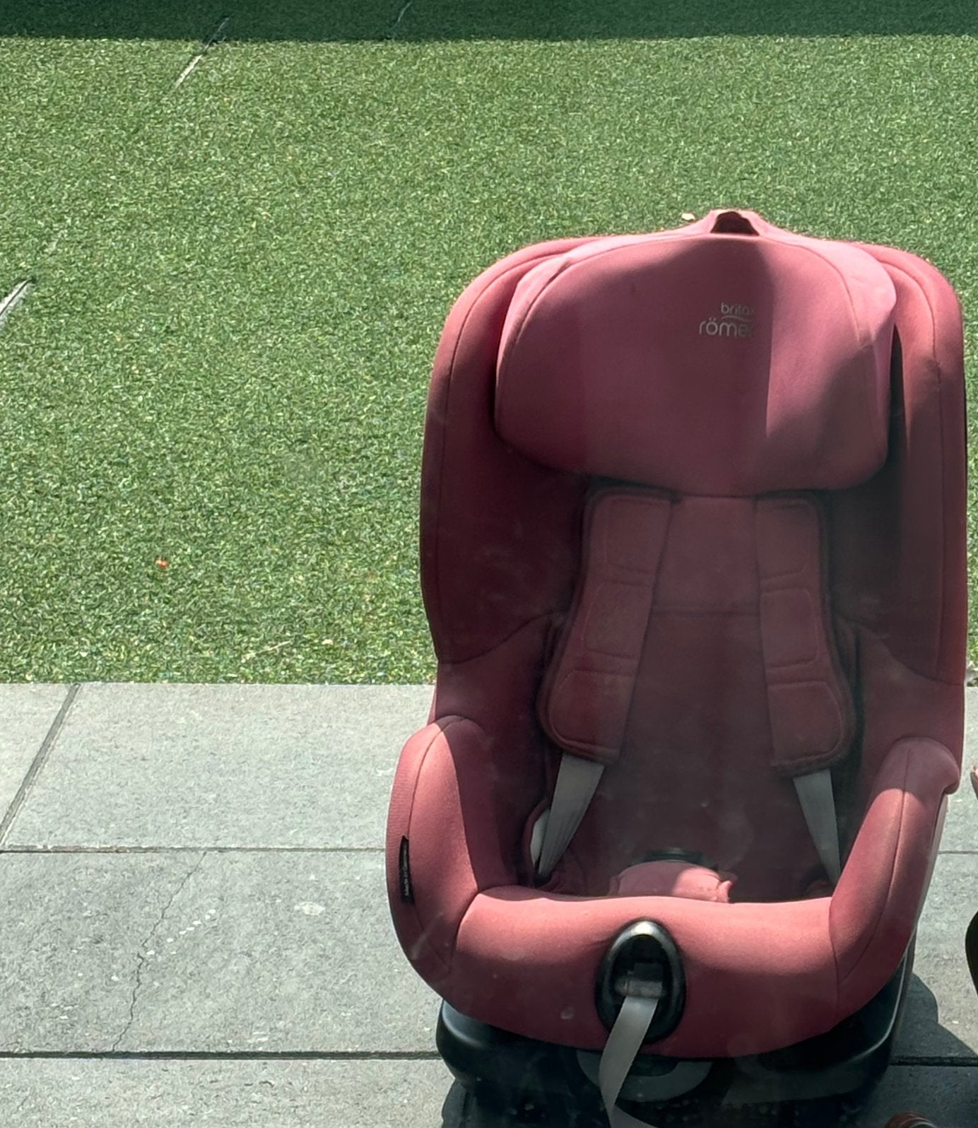 Roze auto stoel te koop, Autogordel, 15 t/m 36 kg, Zo goed als nieuw, Ophalen