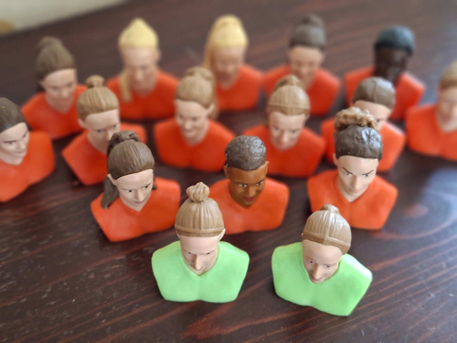 VROUWEN LEEUWWINNEN, Verzamelen, Poppetjes en Figuurtjes, Ophalen of Verzenden, Zo goed als nieuw