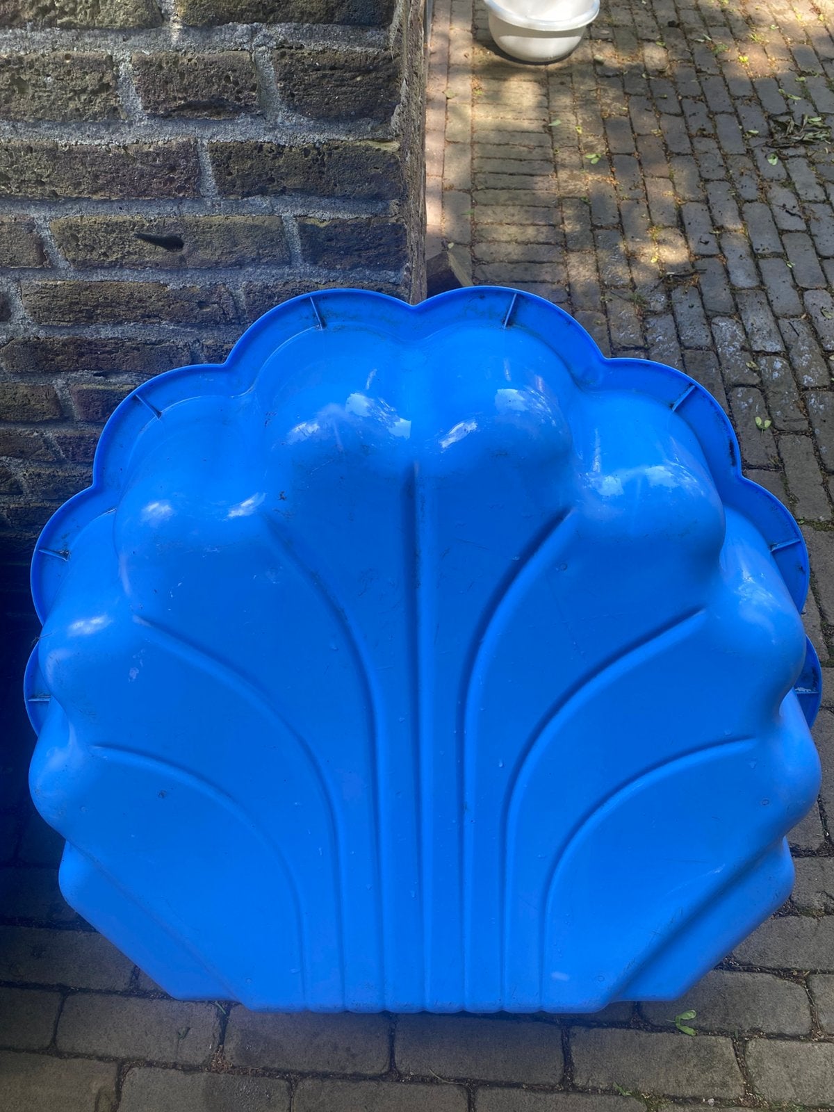Schelp zandbak / zwembadje van plastic, Kinderen en Baby's, Speelgoed | Buiten | Zandbakken, Ophalen, Gebruikt