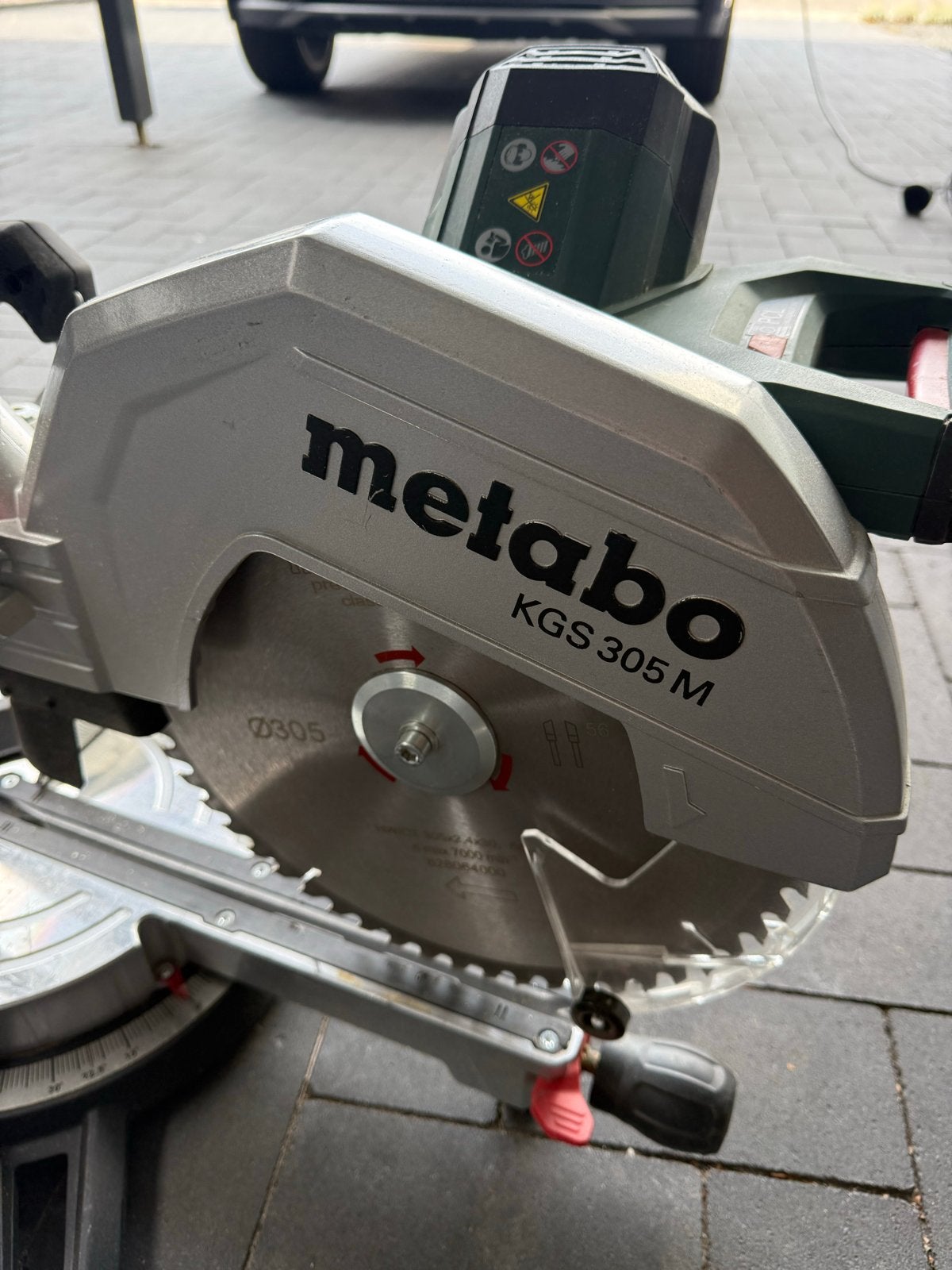 Metabo KGS 305 M Afkortzaag - Krachtig en Nauwkeurig, Doe-het-zelf en Verbouw, Gereedschap | Zaagmachines, Ophalen, 70 mm of meer