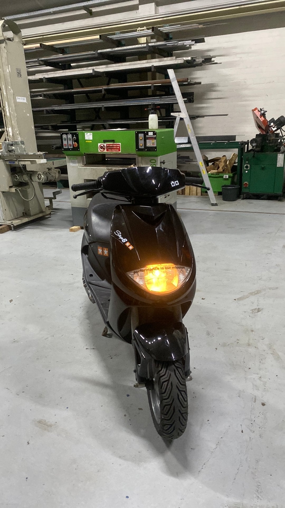 Peugeot viva city 70cc ook teruil, Ophalen, Zo goed als nieuw, Carburateur, Peugeot