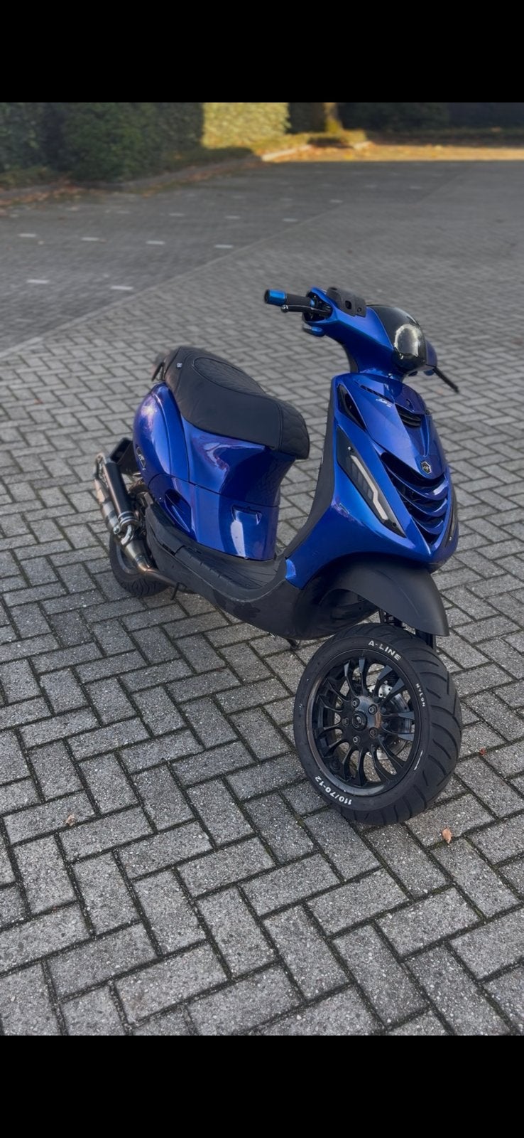 Zip 70cc, Ophalen of Verzenden, Zo goed als nieuw