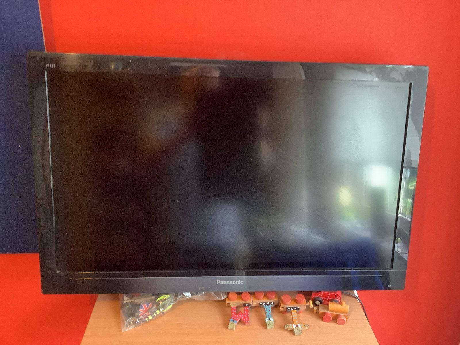 Panasonic LCD TV - Perfect voor slaapkamer of studentenkamer, Gebruikt, Panasonic, LCD, Ophalen of Verzenden