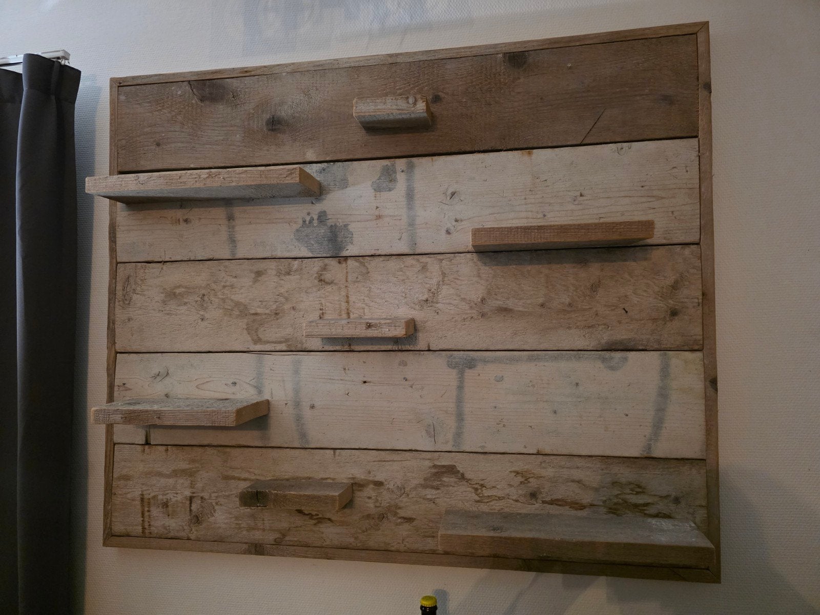 Uniek houten wandbord met planken - Rustieke stijl, Huis en Inrichting, Ophalen, Gebruikt