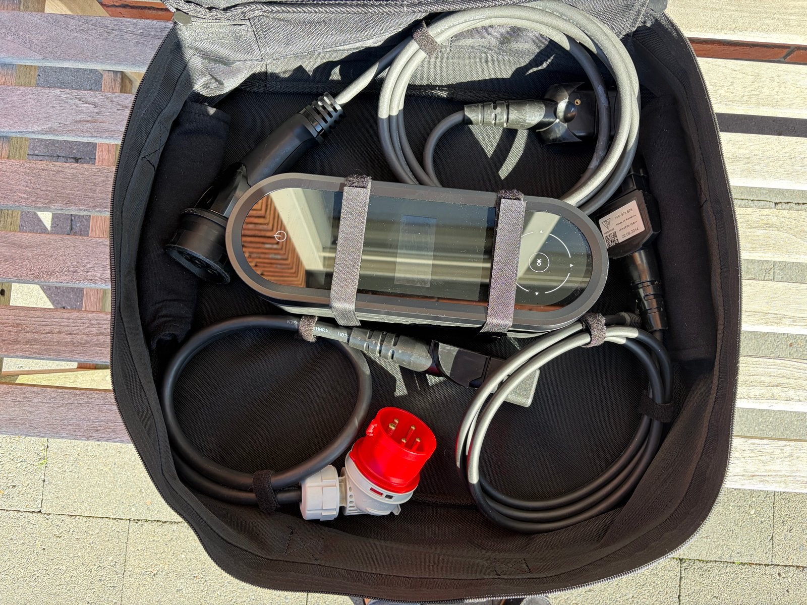 Audi E-tron Compact lader met Schuko en CEE 32A + opbergtas, Ophalen of Verzenden, Gebruikt, Audi