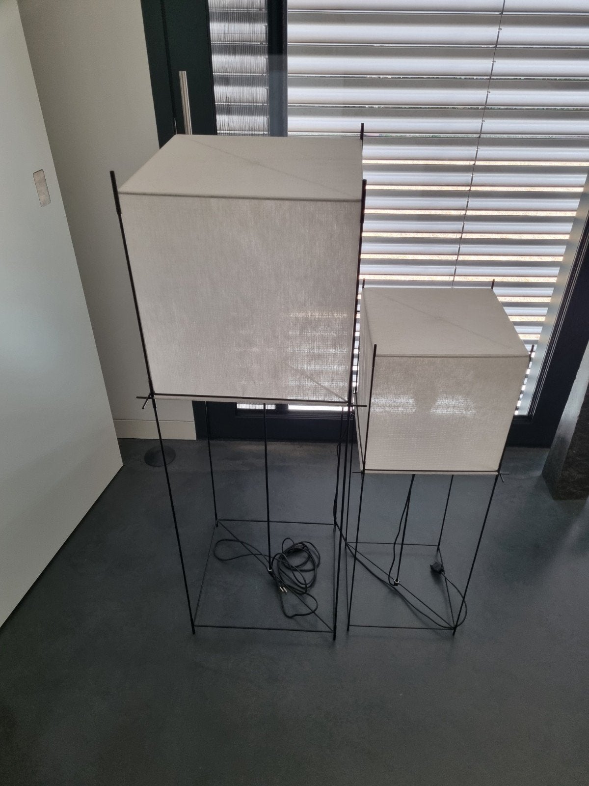 Lotek lampen met zwart frame.In goede staat., Ophalen, Gebruikt, E27 (groot), Textiel