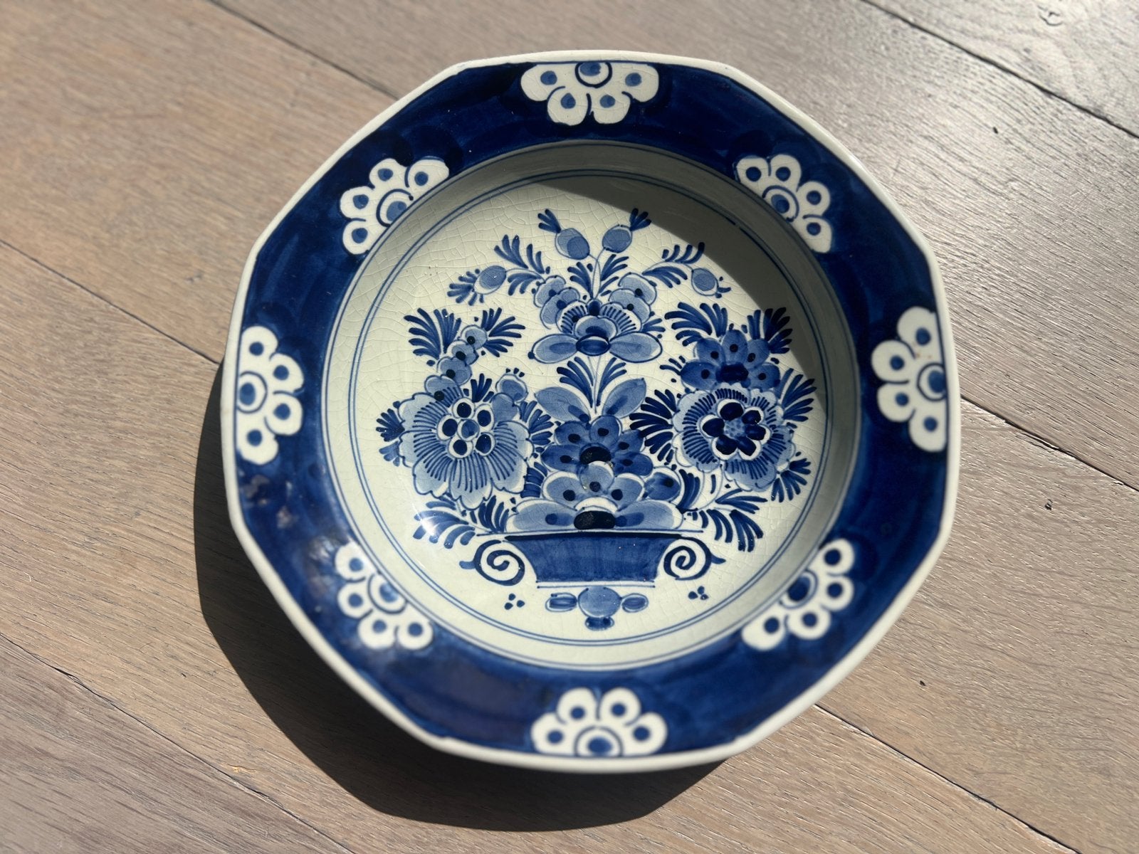 Antieke Royal Delft (1922) handbeschilderd, Ophalen