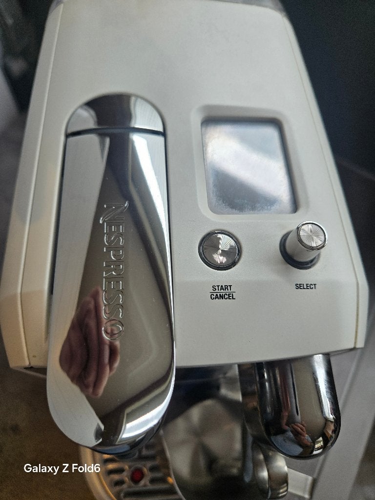 Foto 3 van nespresso koffie machine