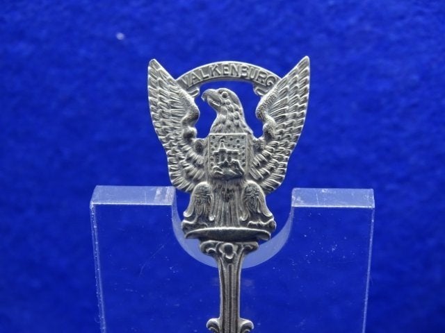 Lepeltje: Valkenburg Valk, Verzenden