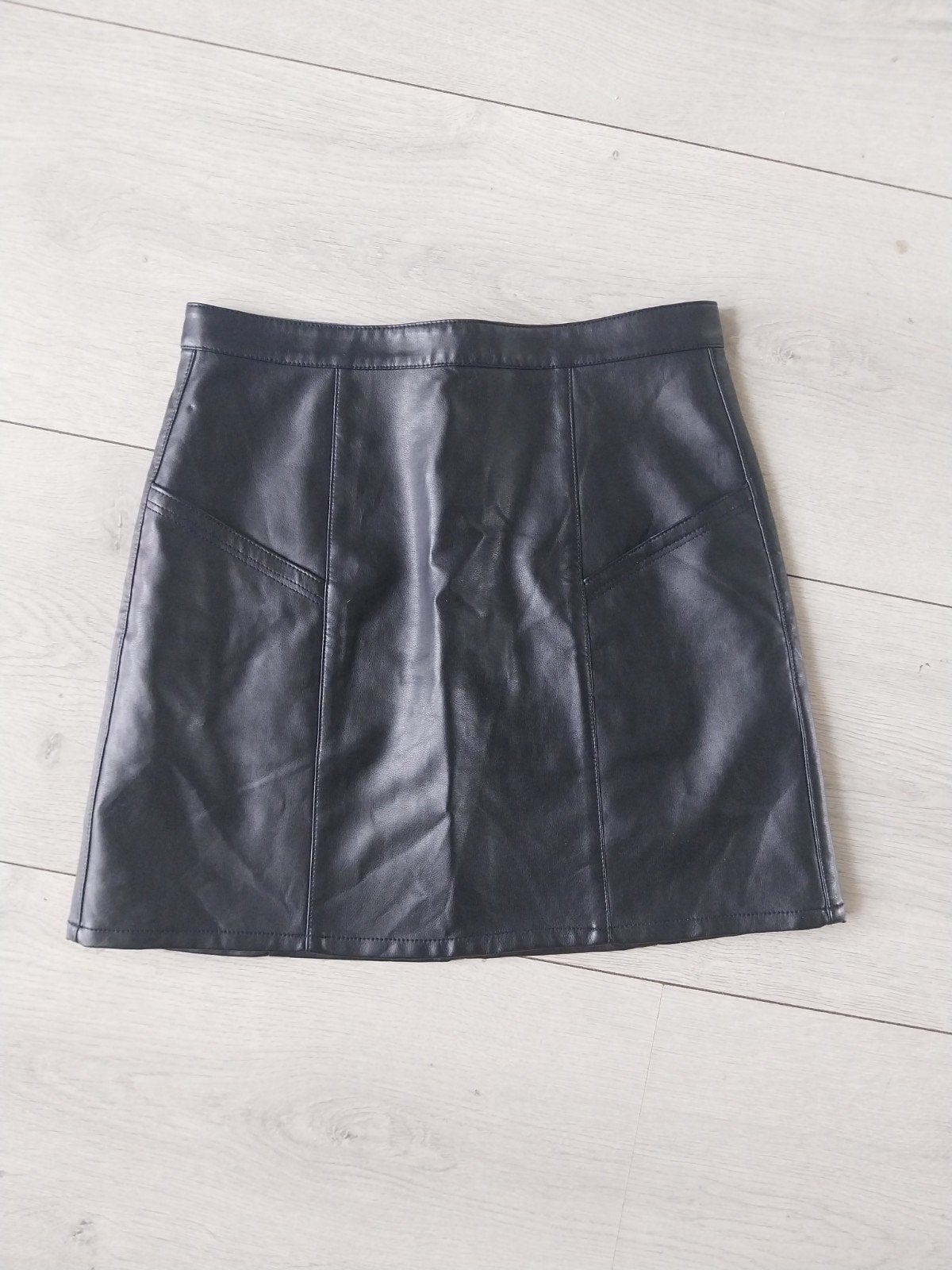 Zwart leren rokje valt als maat XS/S Asos, Zwart, Ophalen of Verzenden, Zo goed als nieuw, Maat 34 (XS) of kleiner