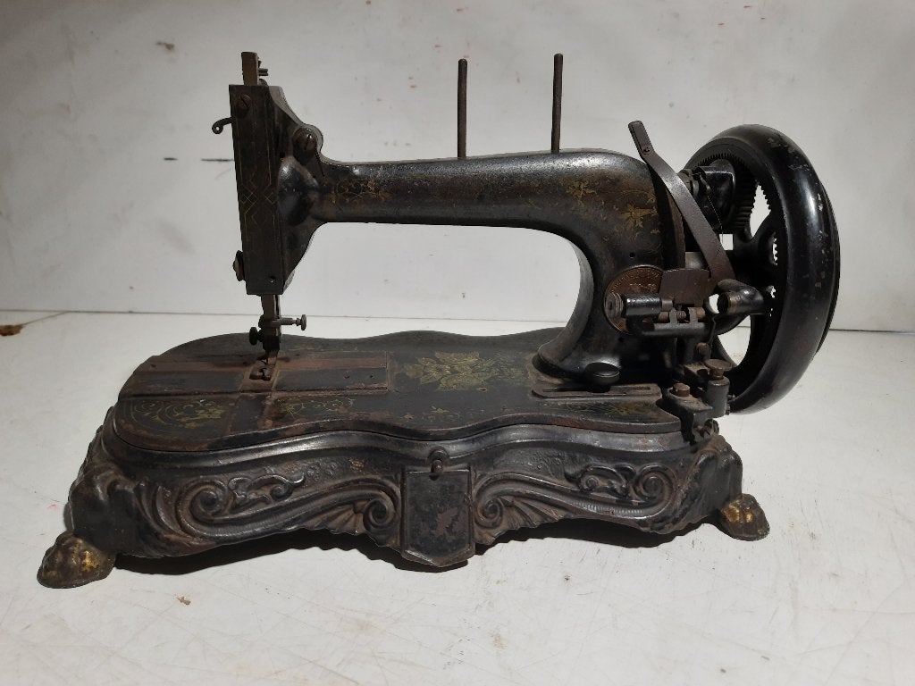 Naaimachine, sokkel uitvoering., Ophalen