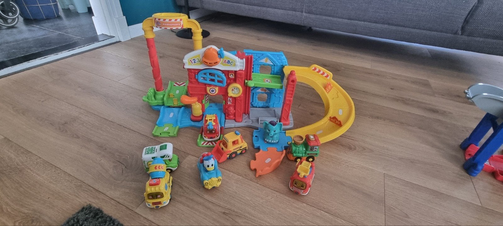 VTech Toet Toet brandweer Garage met extra auto's, Ophalen, Gebruikt