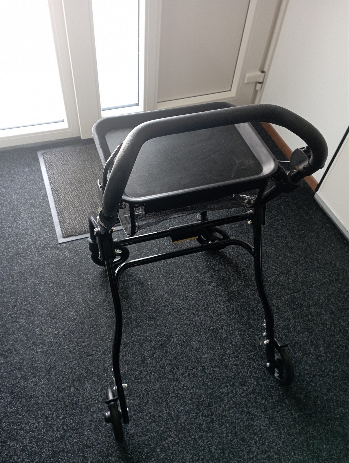 binnen rollator, Diversen, Rollators, Ophalen