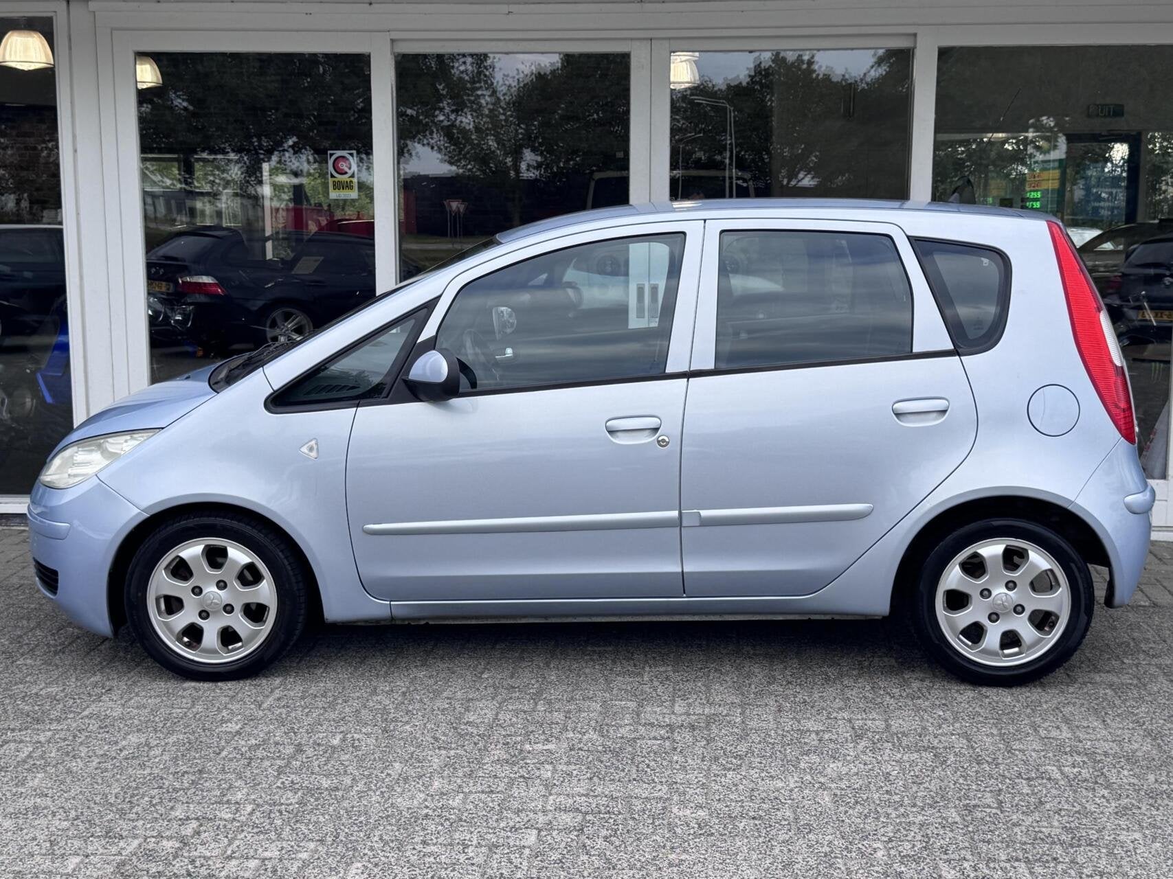 Mitsubishi Colt 1.3 Instyle, Airco, Lm-sportvelgen, Elek pak, Stof, Gebruikt, Zwart, Blauw