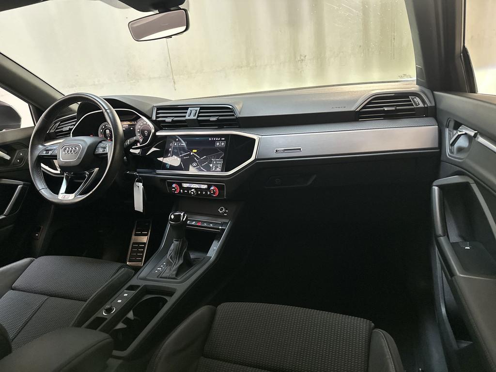 Audi Q3 Sportback 35 TFSI S Edition S-Line LED Leder-Stof Na, Auto's, Audi, 4 cilinders, 1505 kg, Leder en Stof, Origineel Nederlands