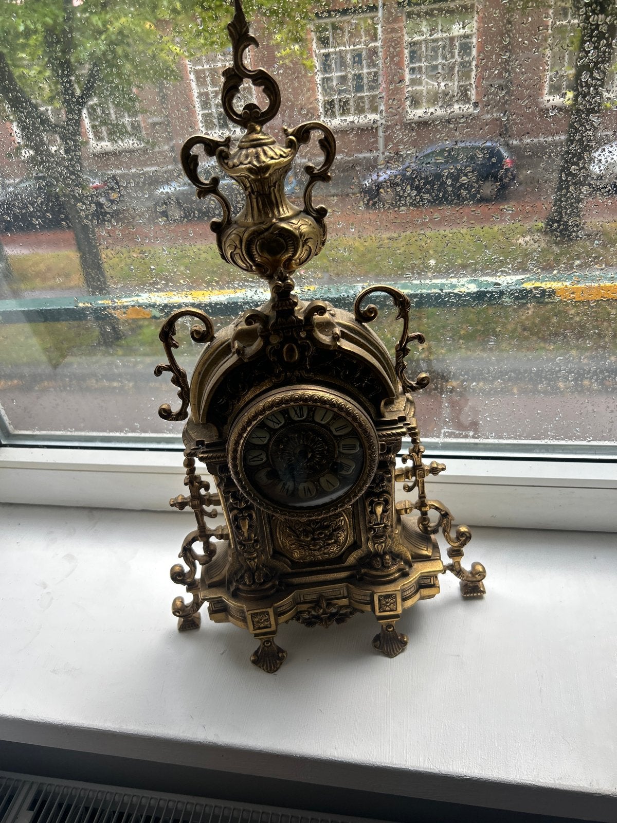 Antieke bronzen tafelklok - Rijkelijk versierd, Antiek en Kunst, Ophalen of Verzenden