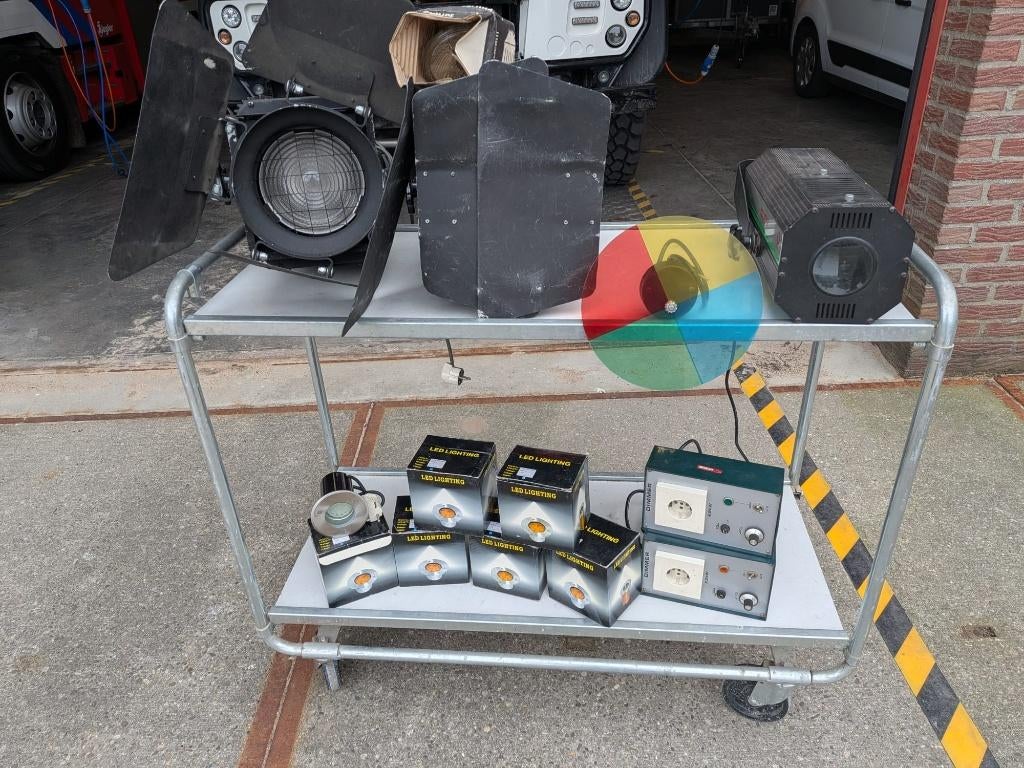 Brandweer ruimt op: lichtset / feestverlichting te koop, Muziek en Instrumenten, Licht en Laser, Ophalen, Gebruikt, Licht, Kleur