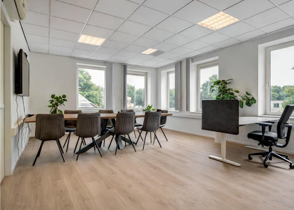 IN ALMERE TE HUUR KANTOOR-/PRAKTIJKRUIMTE ca 120M2, Zakelijke goederen, Bedrijfs Onroerend goed, 120 m², Huur, Kantoorruimte