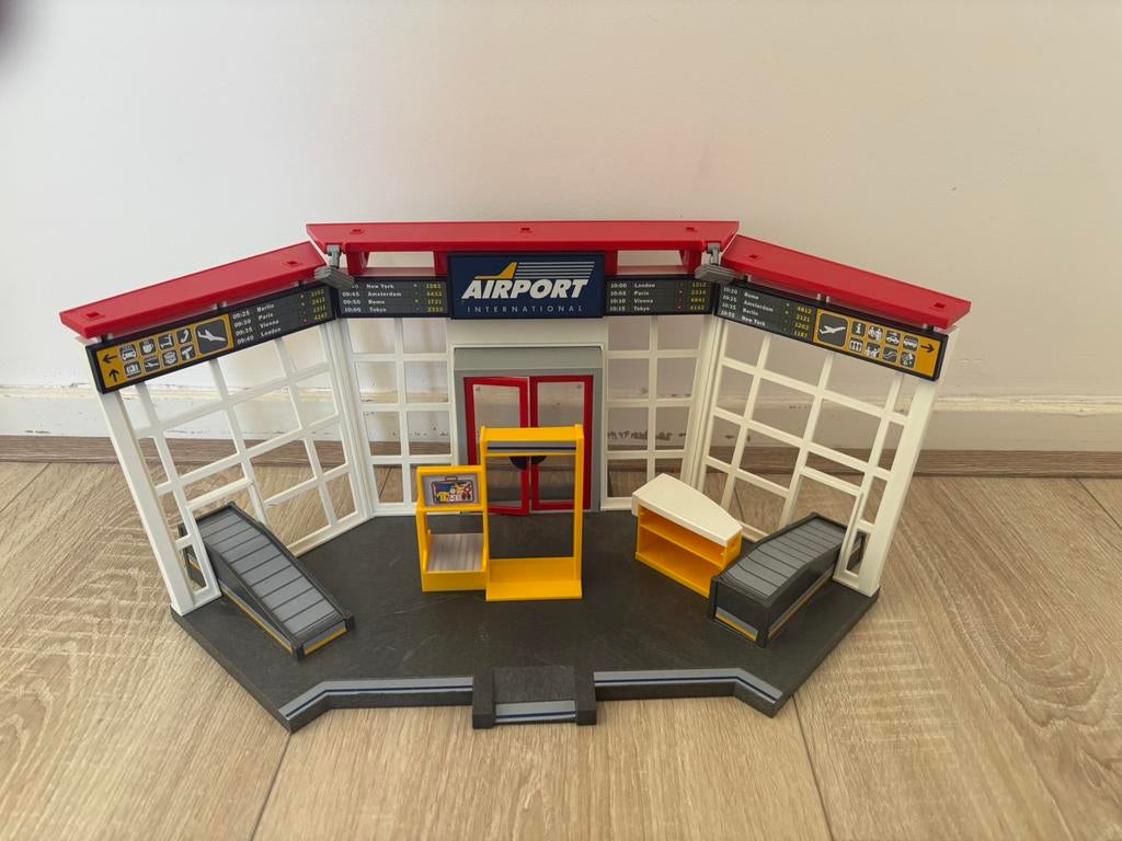 Playmobil airport, Kinderen en Baby's, Speelgoed | Playmobil, Ophalen, Zo goed als nieuw