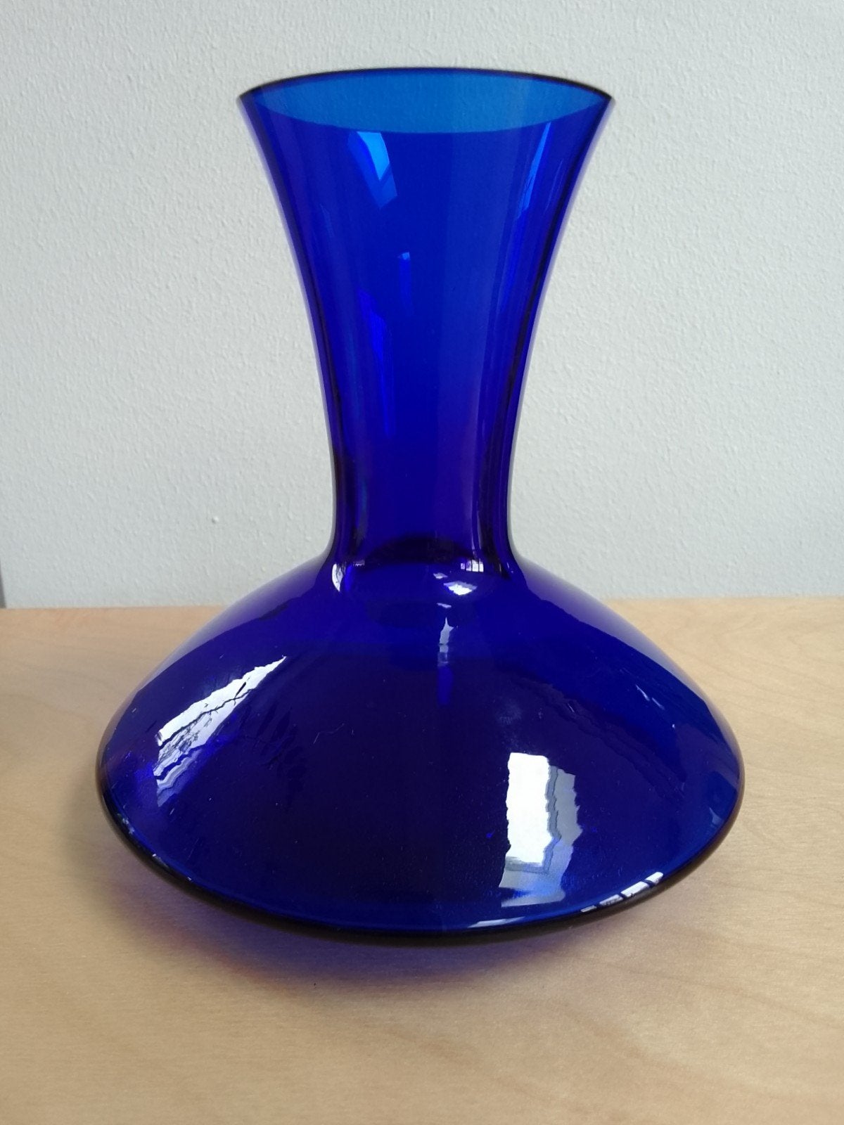 Wobbling vaas, kobalt blauw, 12 cm hoog, gaaf, Ophalen of Verzenden, Zo goed als nieuw, Blauw, Glas