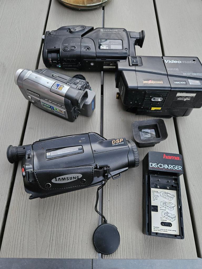 Vintage Videocamera Collectie: Samsung, Medion, Hitachi, Ophalen of Verzenden, Overige soorten, Camera