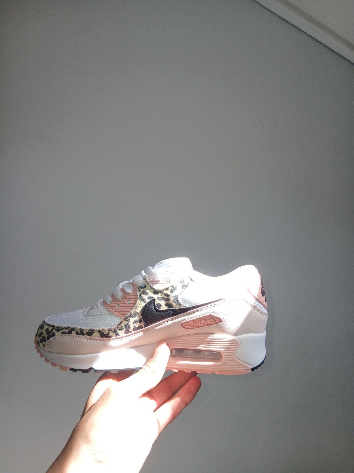 Nike Air Max 90 sneakers met luipaardprint, Kleding | Dames, Schoenen, Wit, Nike, Ophalen of Verzenden, Sneakers of Gympen