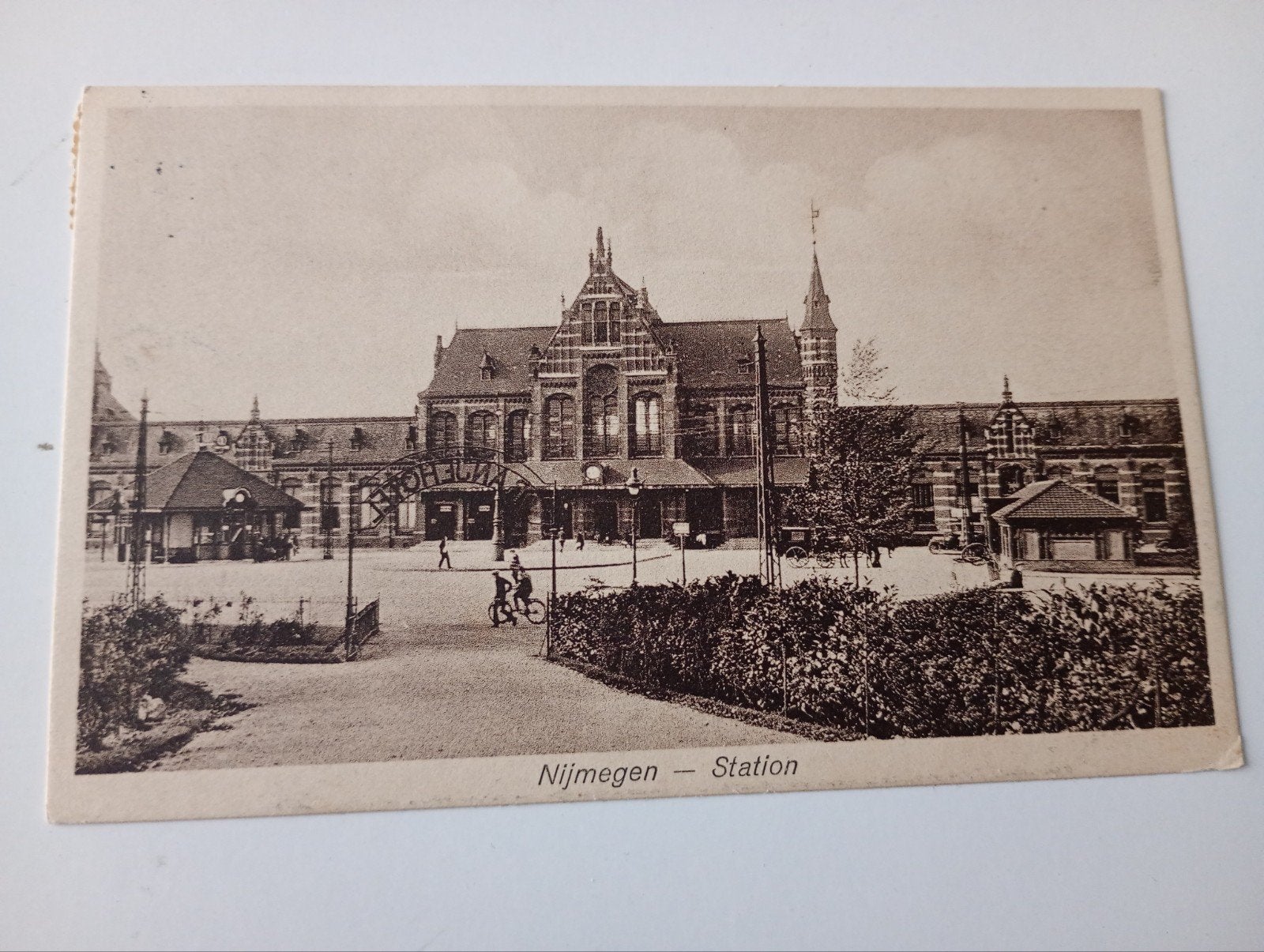 Nijmegen Station 1933, Verzamelen, Ophalen of Verzenden, 1920 tot 1940, Gelopen, Gelderland