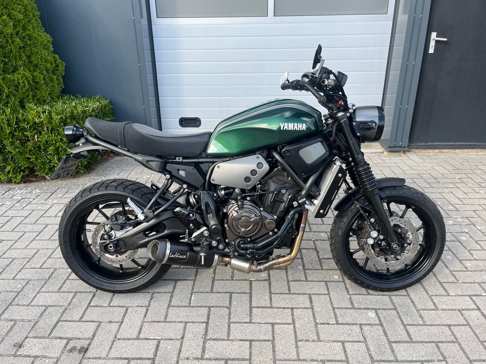 Yamaha XSR 700 uit 2017 - Nette staat, Leo Vince uitlaat, 2 cilinders, Sportuitlaat, Gebruikt, Particulier