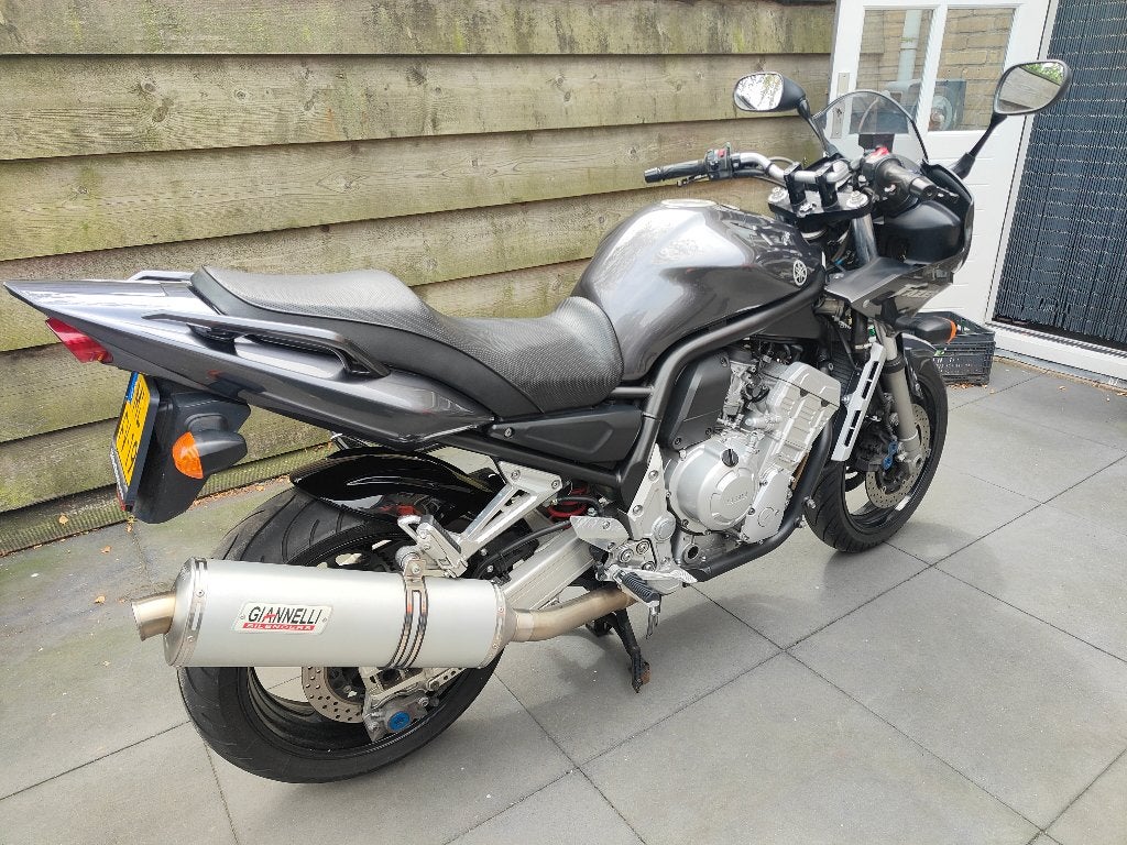 FZS 1000 Fazer 2004, Sportuitlaat, Occasion, 4 cilinders, Motorrijbewijs A