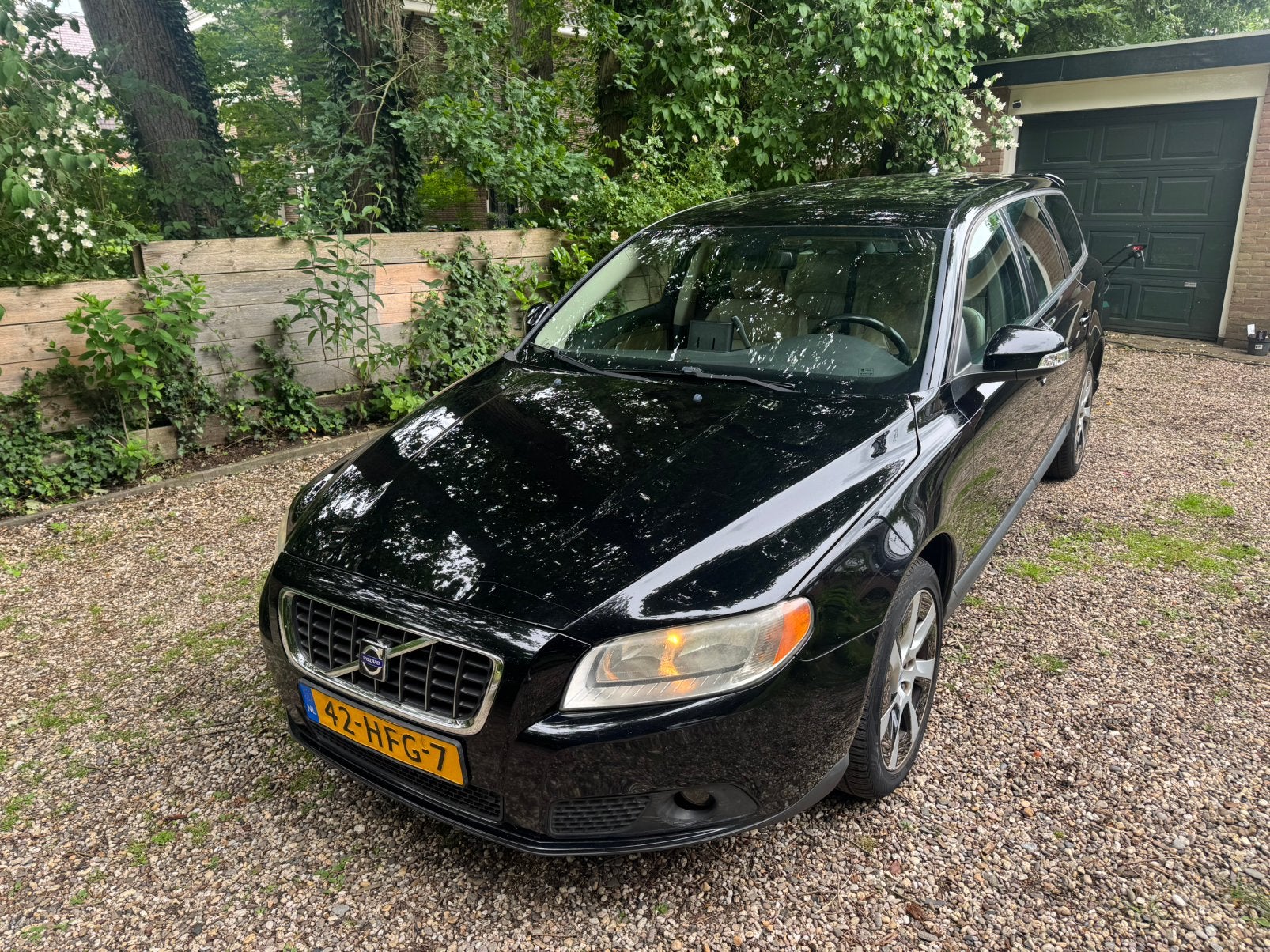 Volvo V70 2.0D Beige Leder Trekhaak Nette Staat, Auto's, Voorwielaandrijving, 136 pk, Beige, 4 cilinders