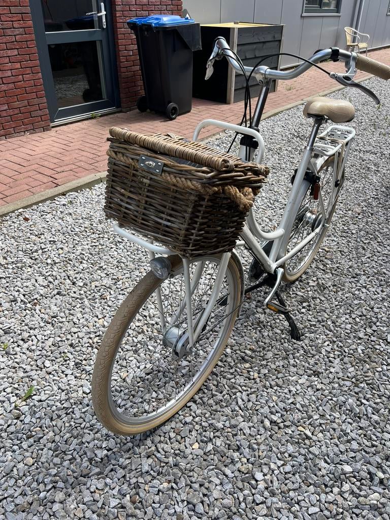Batavus transportfiets framemaat 57, Fietsen en Brommers, Fietsen | Dames | Damesfietsen, Ophalen, Versnellingen, Batavus, 56 cm of meer
