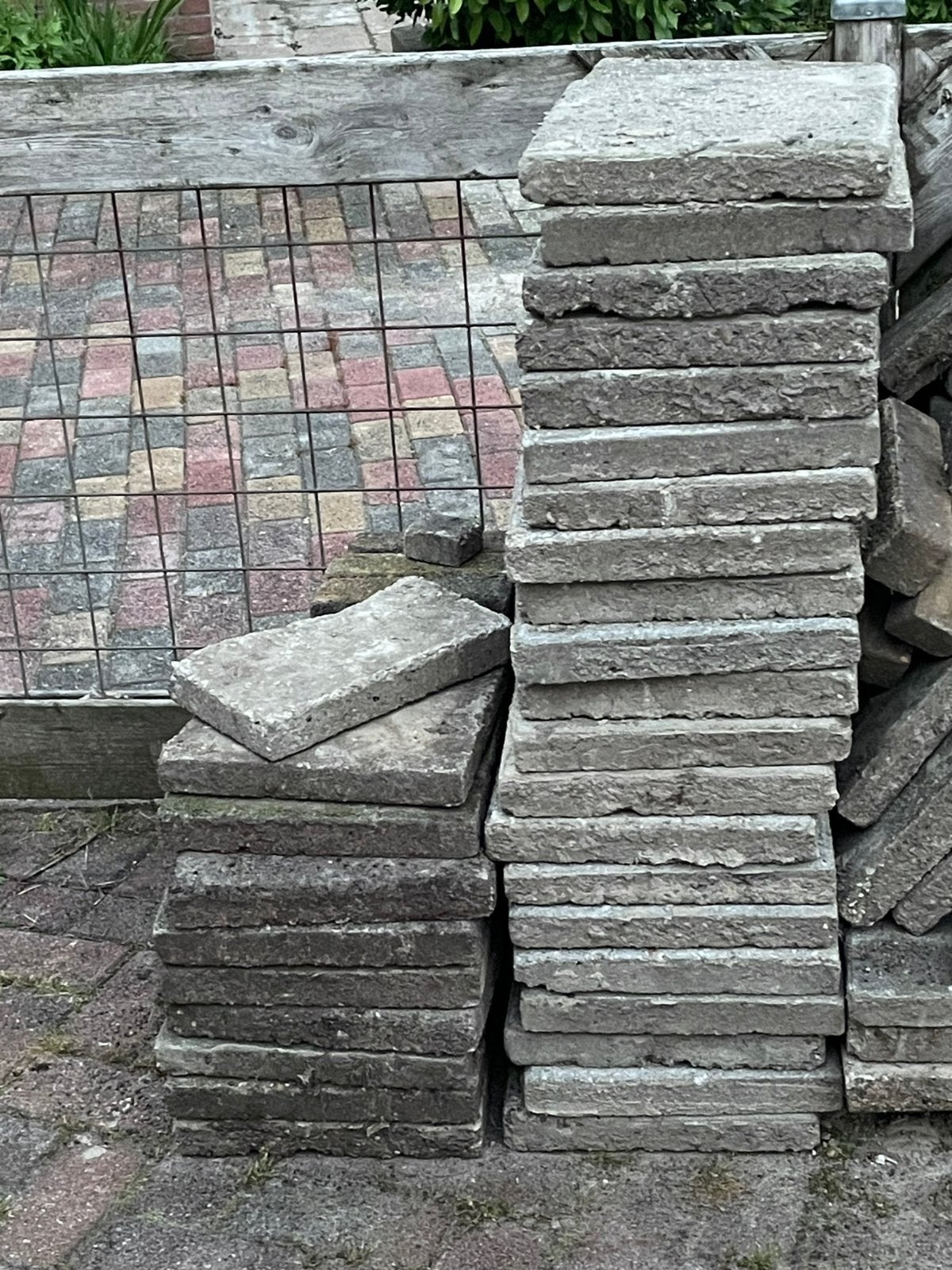 Terras / stoep tegels gratis ophalen, Tuin en Terras, Tegels en Klinkers, Ophalen of Verzenden, Zo goed als nieuw, 10 m² of meer