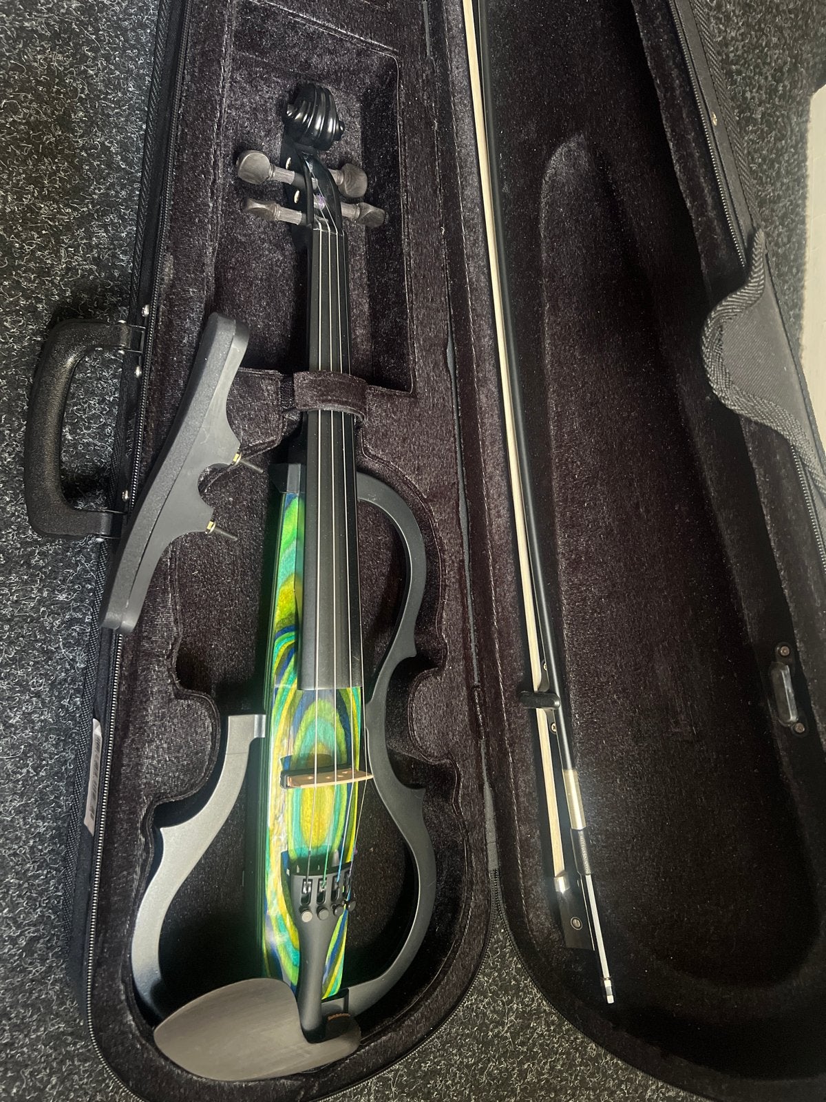 Elektrische Viool met Koffer - Zo goed als nieuw, Muziek en Instrumenten, Ophalen of Verzenden, Zo goed als nieuw, 4/4-viool, Viool