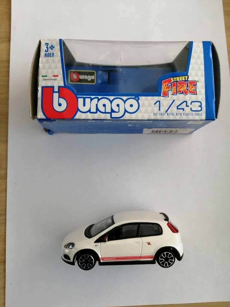Schaalmodel Abarth Grand Punto wit, Ophalen of Verzenden, Nieuw, Auto