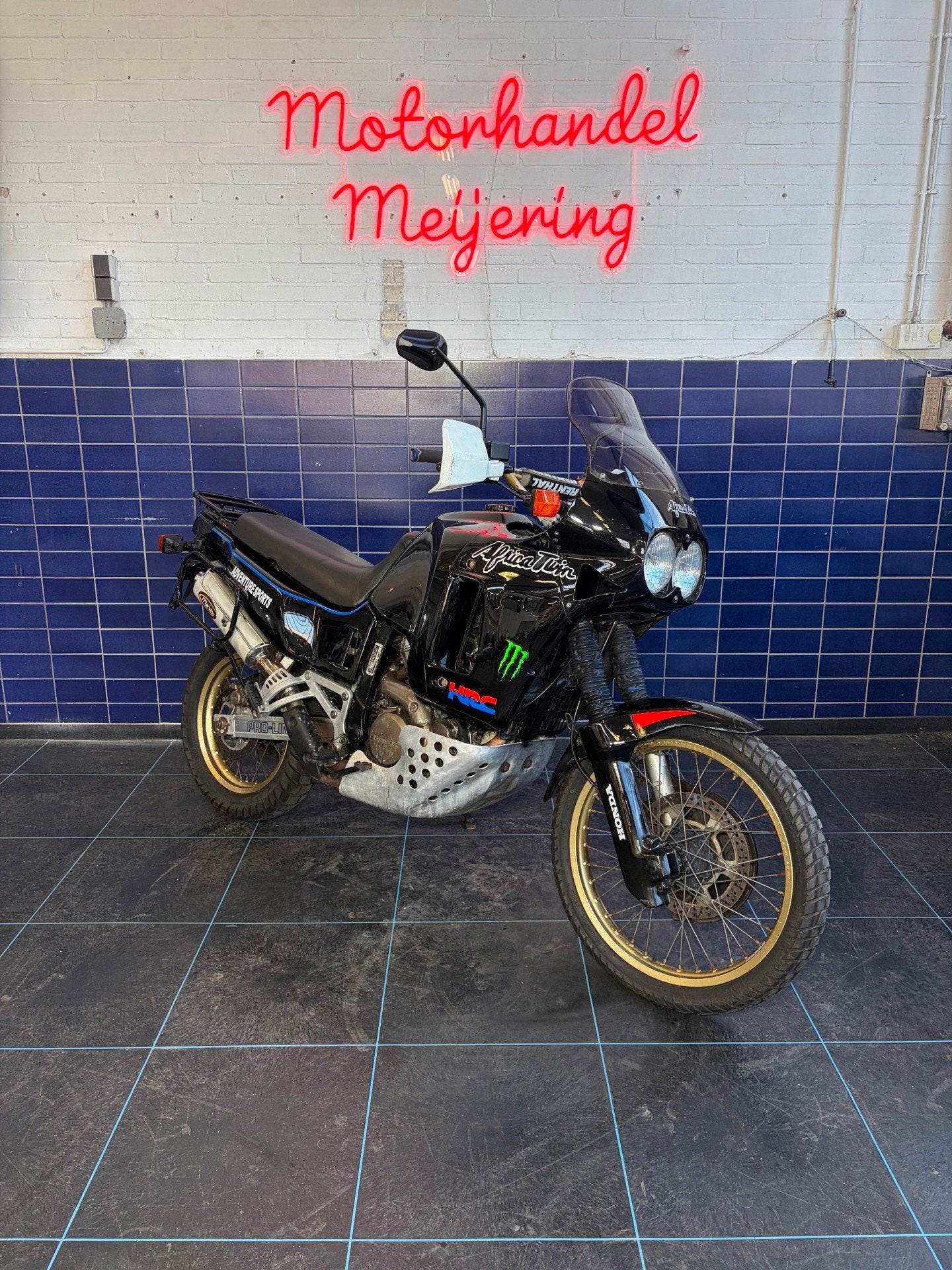 Honda All-Road XRV 650 Africa Twin RD03, Motoren, Rijksstraatweg 248
3634AN  Loenersloot, NL, Bedrijf, Meer dan 35 kW, AA Motorhandel Meijering