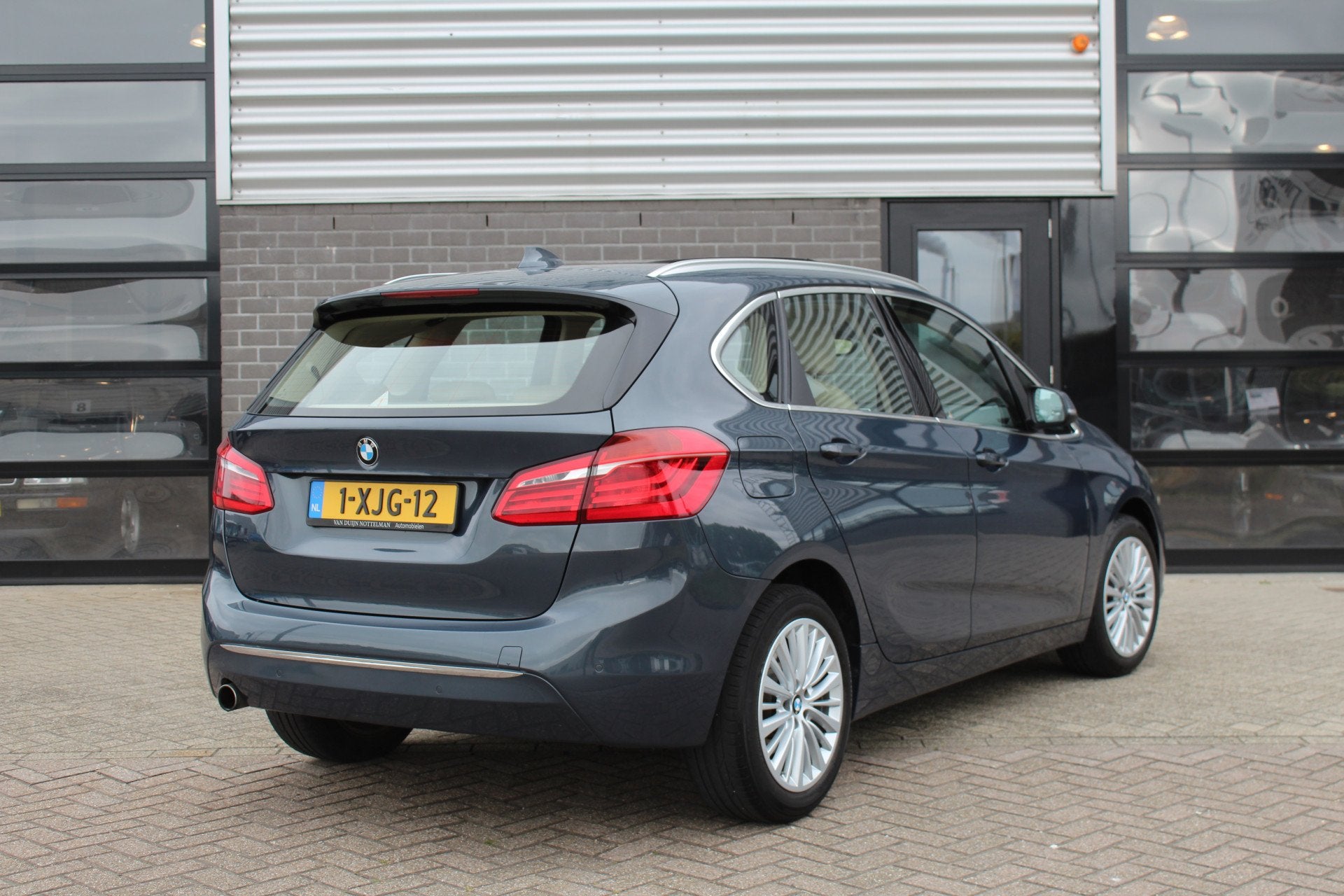 BMW 2 Serie Active Tourer 218i High Executive / Panoramadak, Auto's, BMW, Voorwielaandrijving, 136 pk, Gebruikt, Met garantie (alle)