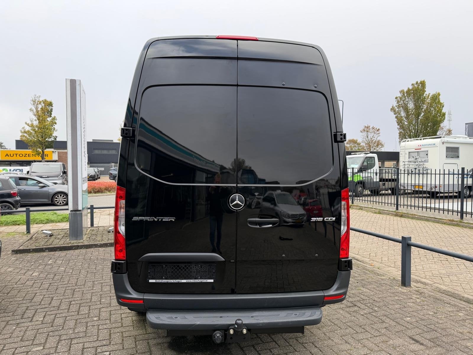 Mercedes-Benz Sprinter 316 CDI L2H2 Euro 6 | 3.5T Trekhaak |, Auto's, 13 km/l, Dealer onderhouden, Achterwielaandrijving, Gebruikt