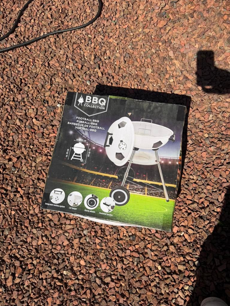 BBQ 55x40x68 nieuw, Ophalen of Verzenden, Zo goed als nieuw