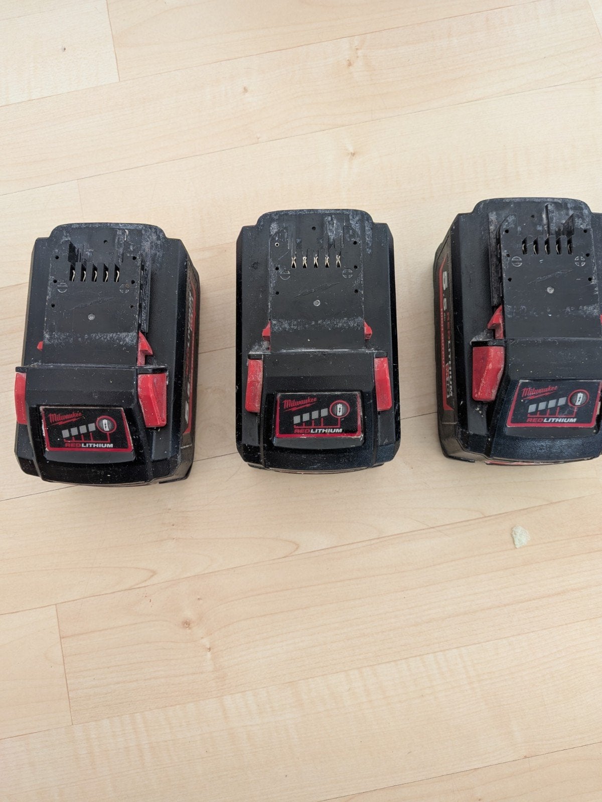 Milwaukee M18 5.5Ah REDLITHIUM High Output Accu's (3 stuks)