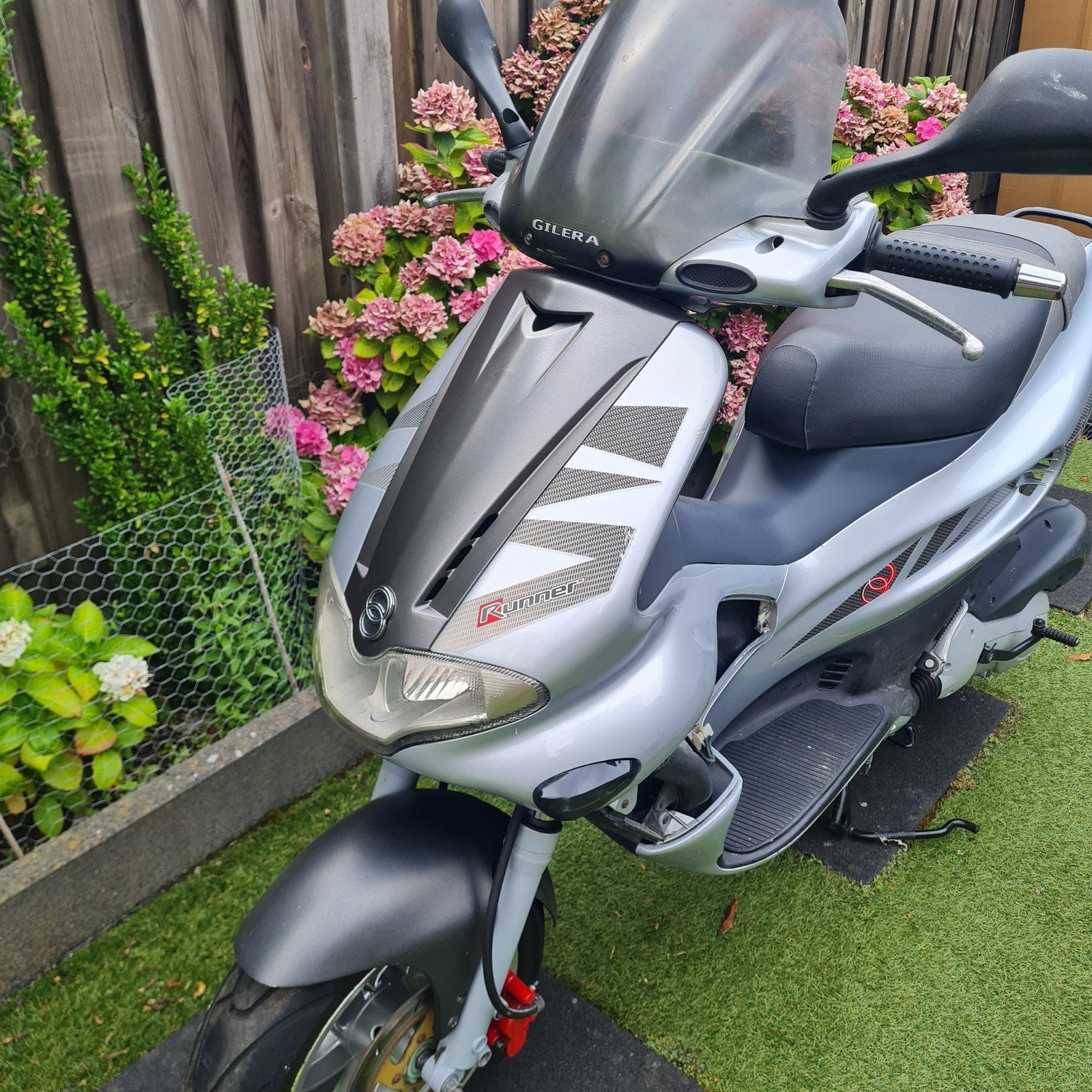 Kappenset runner sp pro, Ophalen of Verzenden, Zo goed als nieuw, Kap, Piaggio
