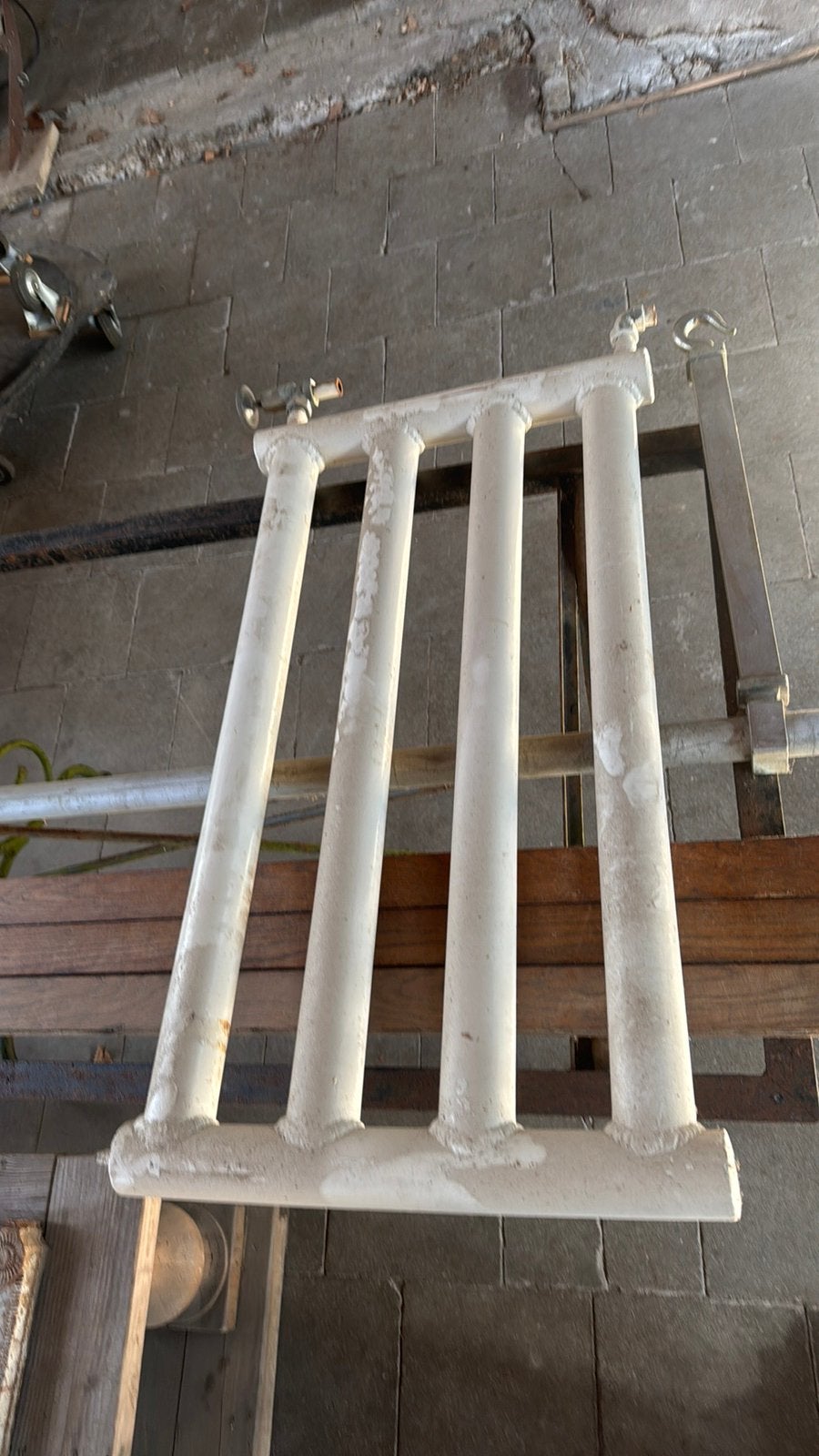 Antique radiatoren, Ophalen, 30 tot 80 cm, Radiator, Zo goed als nieuw