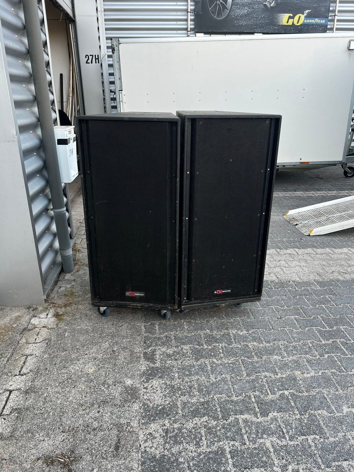 Renkus heinz c2 sub 4x