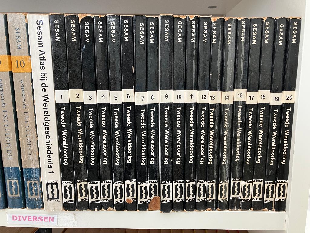 Sesam encyclopedie Tweede Wereldoorlog, Boeken, Oorlog en Militair, Ophalen, Tweede Wereldoorlog, Gelezen, Overige onderwerpen