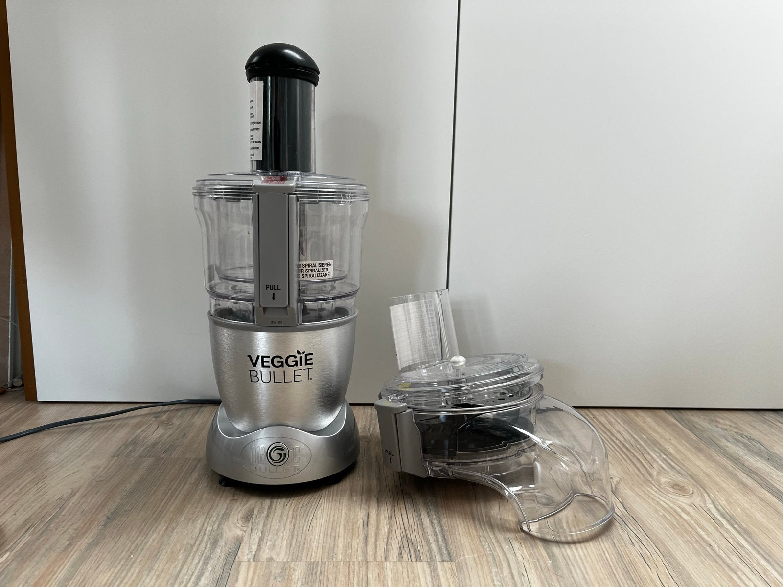 Nutribullet Veggie Bullet V0564 Foodprocessor, Witgoed en Apparatuur, Keukenmixers, Ophalen, Zo goed als nieuw, 2 tot 3 liter