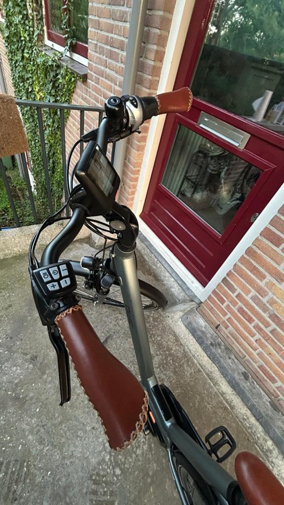Goed onderhouden elektrische fiets, frame 49, perfecte accu, Qwic, Gebruikt, Ophalen of Verzenden, 47 tot 51 cm