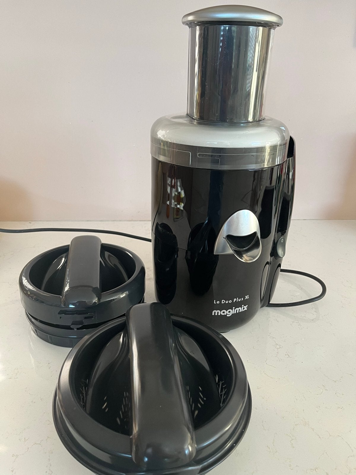 Magimix Le Duo Plus XL sapcentrifuge en citruspers 400 Watt, 1 tot 2 liter, Ophalen of Verzenden, Zo goed als nieuw, Vaatwasserbestendig