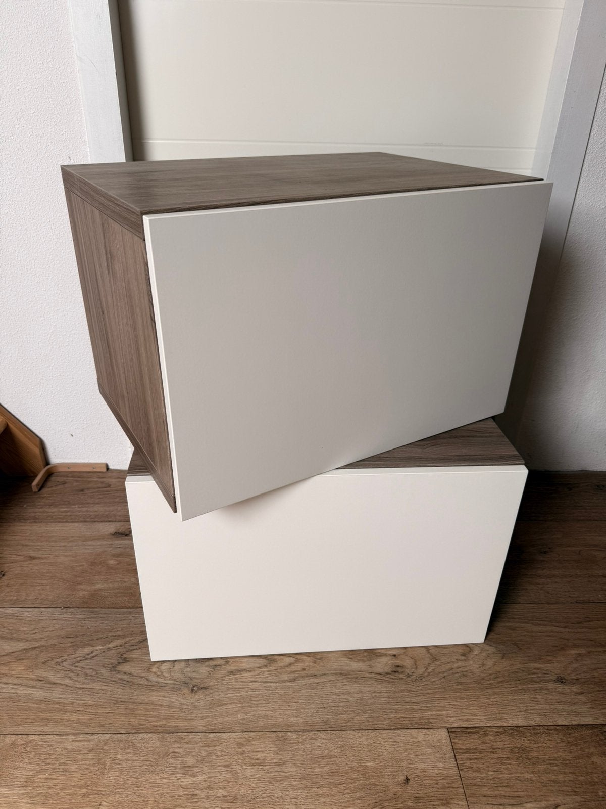 IKEA Besta basiselement 2 stuks, Ophalen, Zo goed als nieuw