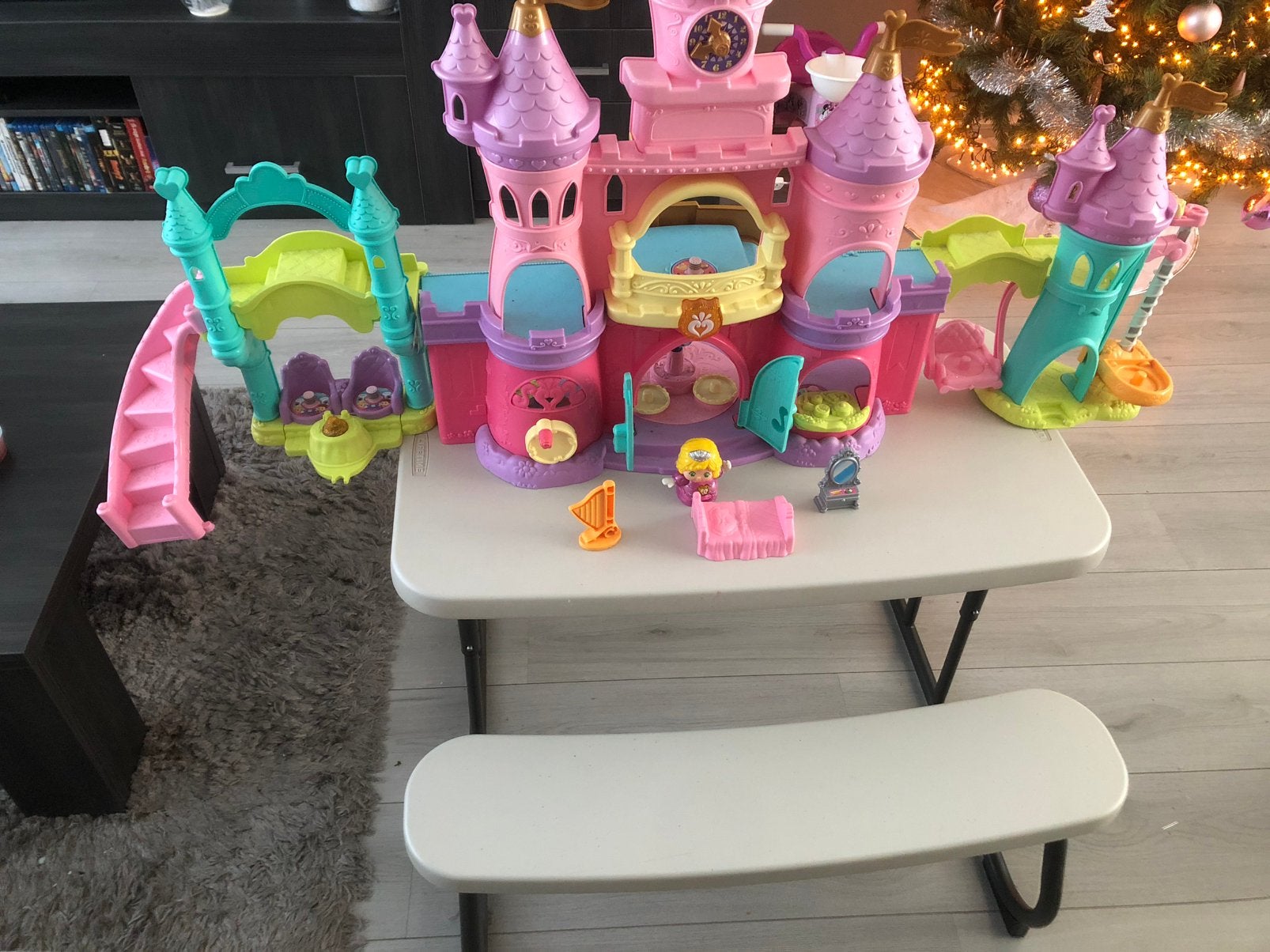Vrolijke prinsessen, Kinderen en Baby's, Ophalen of Verzenden, Zo goed als nieuw