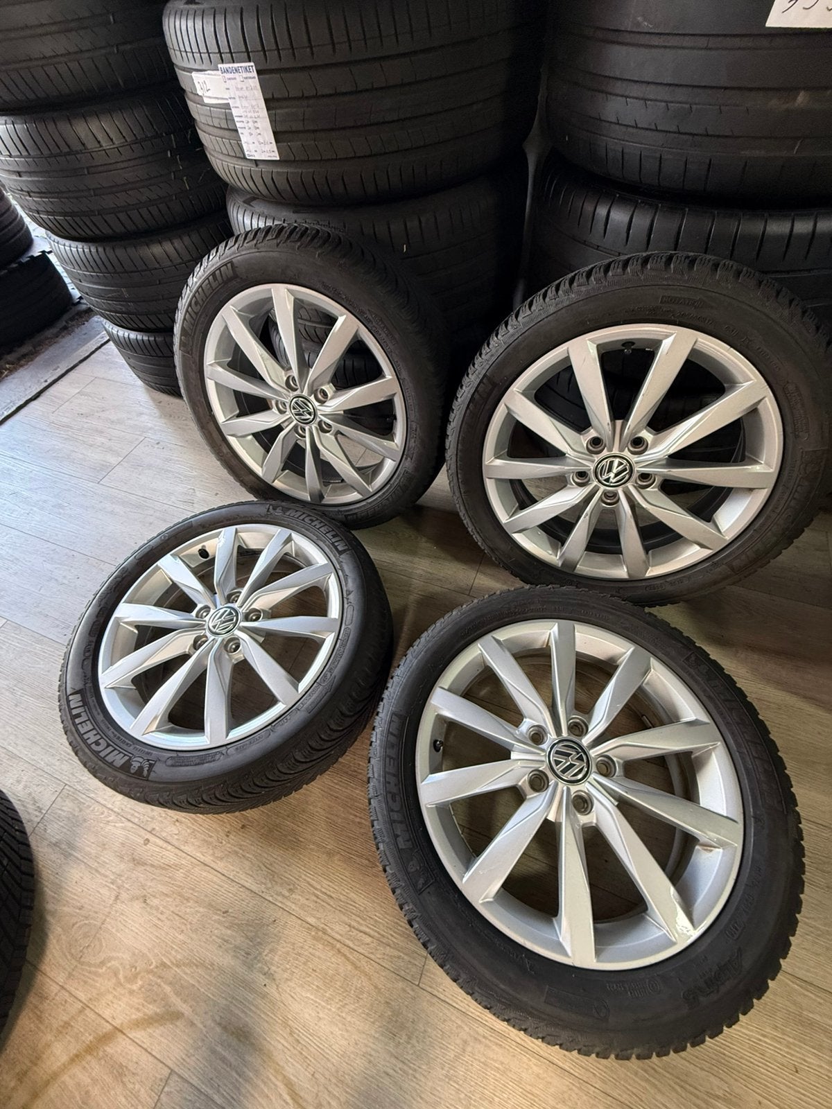 Vw dijon/golf/winter/5x112/origineel/57.1, ----, Banden en Velgen, 17 inch, Personenwagen