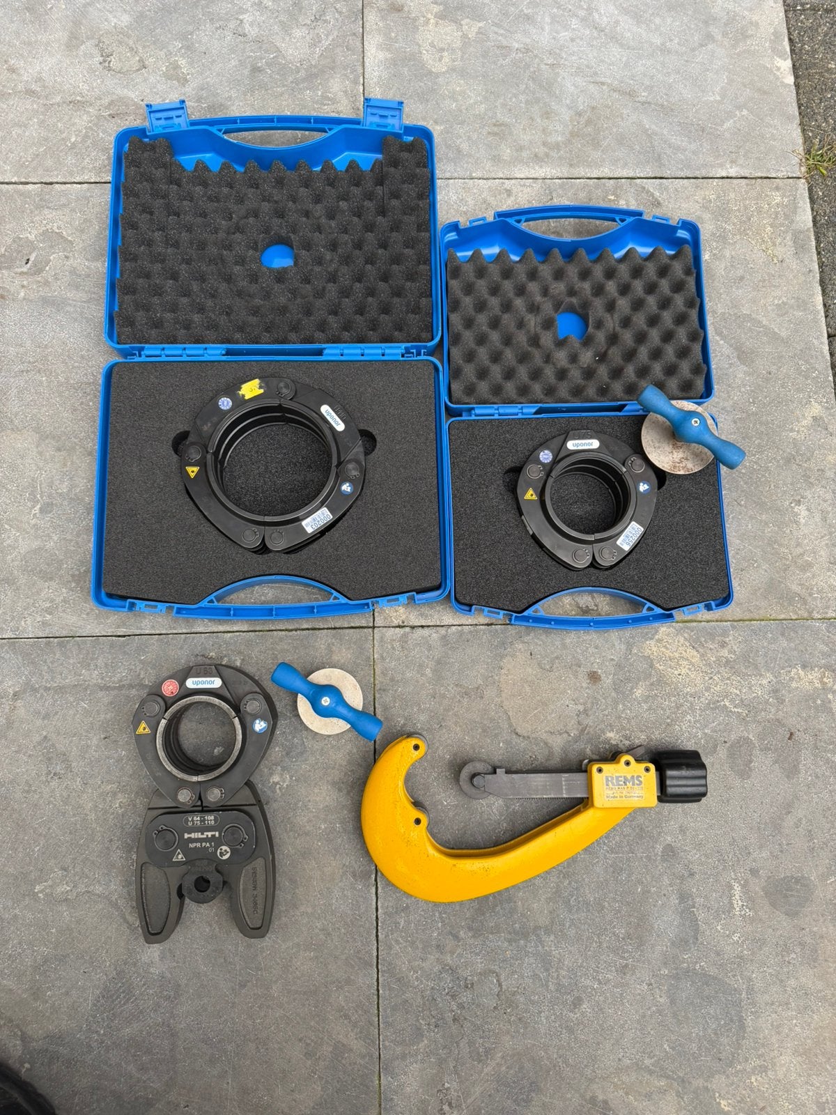 Uponor persbek set 63-75-110 + adapter bek ZGAN, Ophalen of Verzenden, Zo goed als nieuw